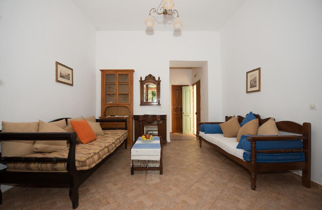 Villa Zeus ซีมี ภายนอก รูปภาพ